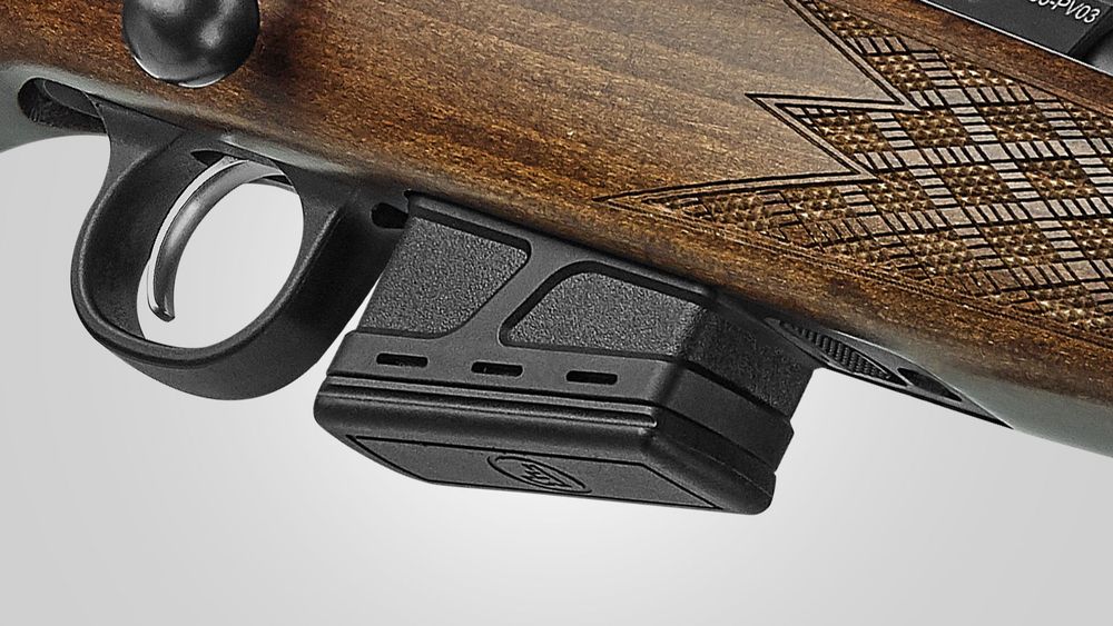 10-round detachable magazine