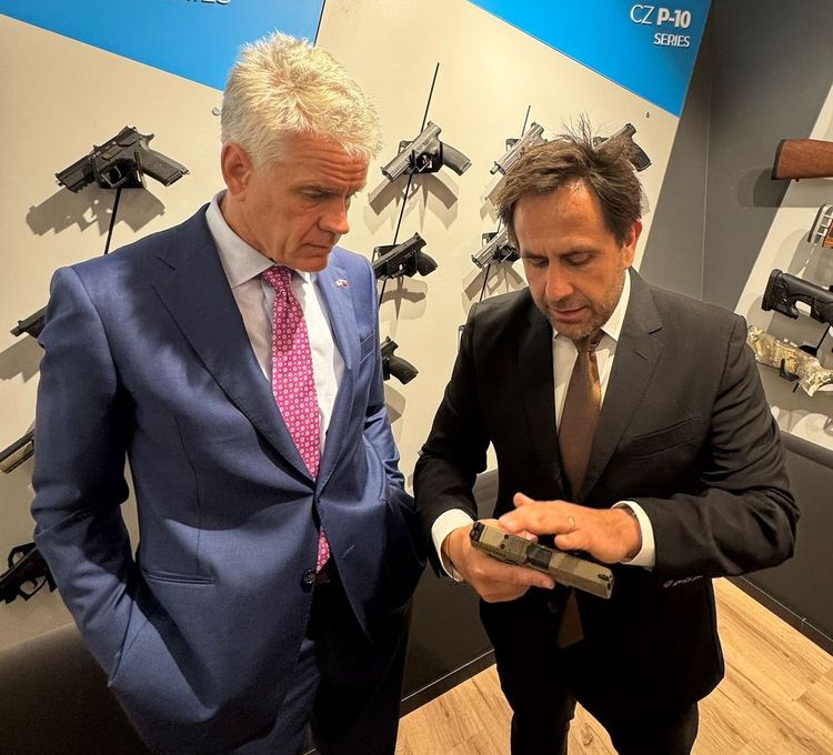U.S. Ambassador Visits CZ
